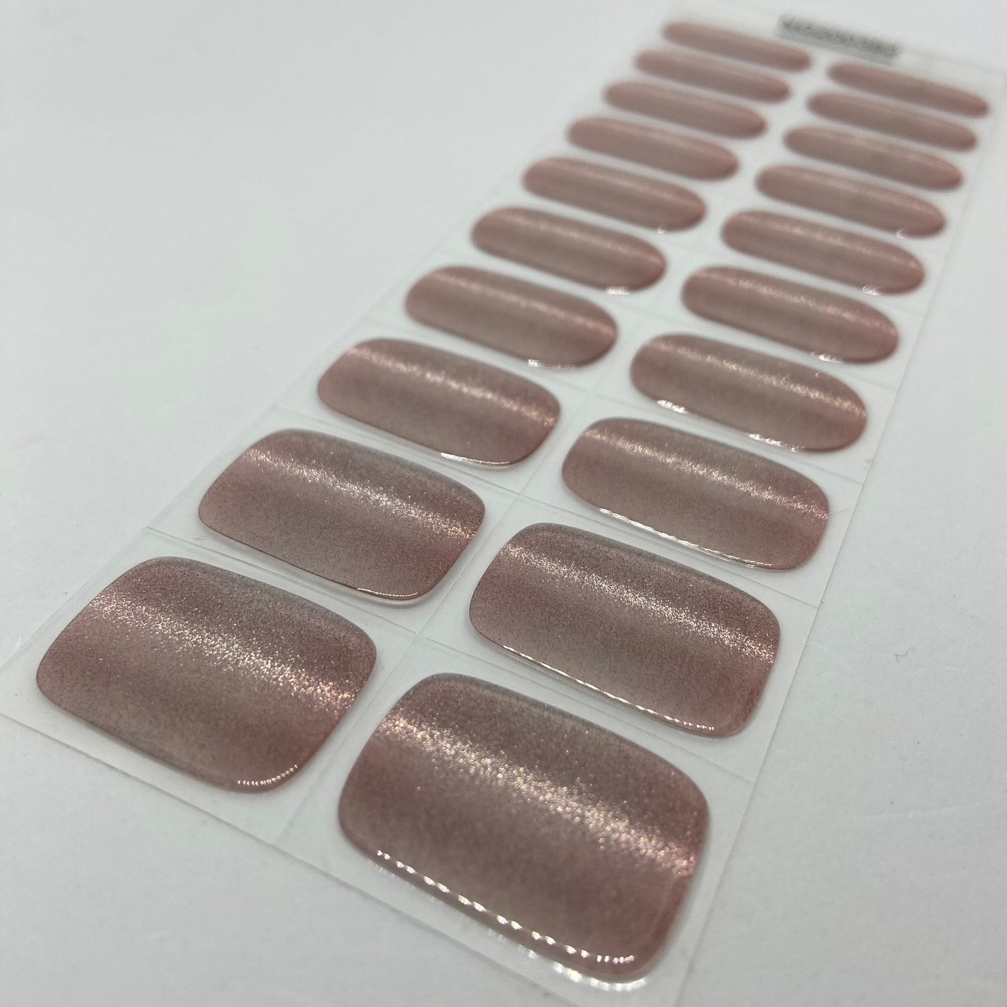 Peachy Cat-Eye Semi-cured UV Gel Nail Wraps-NG200382